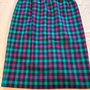 💜 Pendleton Virgin Wool Skirt – Size 8 – Classic Winter Style 💚